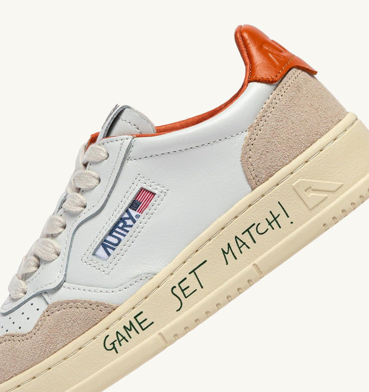 AUTRY MEDALIST LOW SNEAKERS IN LEATHER AND SUEDE COLOR WHITE AND HAWAIIAN SUNSET WITH LETTERING