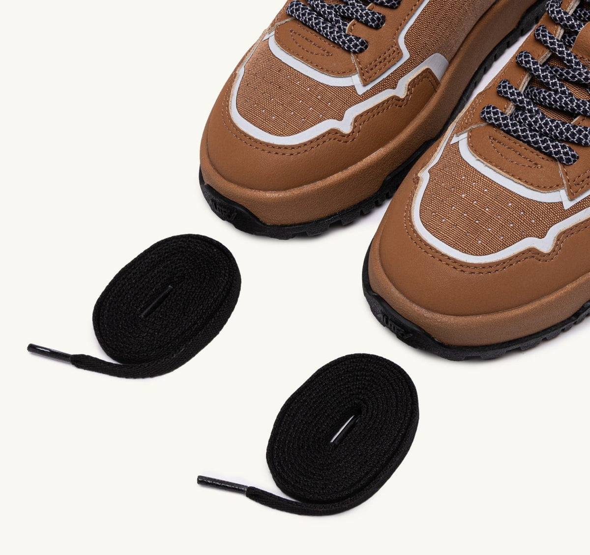 AUTRY WILDPACE LOW SNEAKERS IN RIPSTOP NYLON AND LEATHER COLOR BROWN SUGAR AND REFLEX