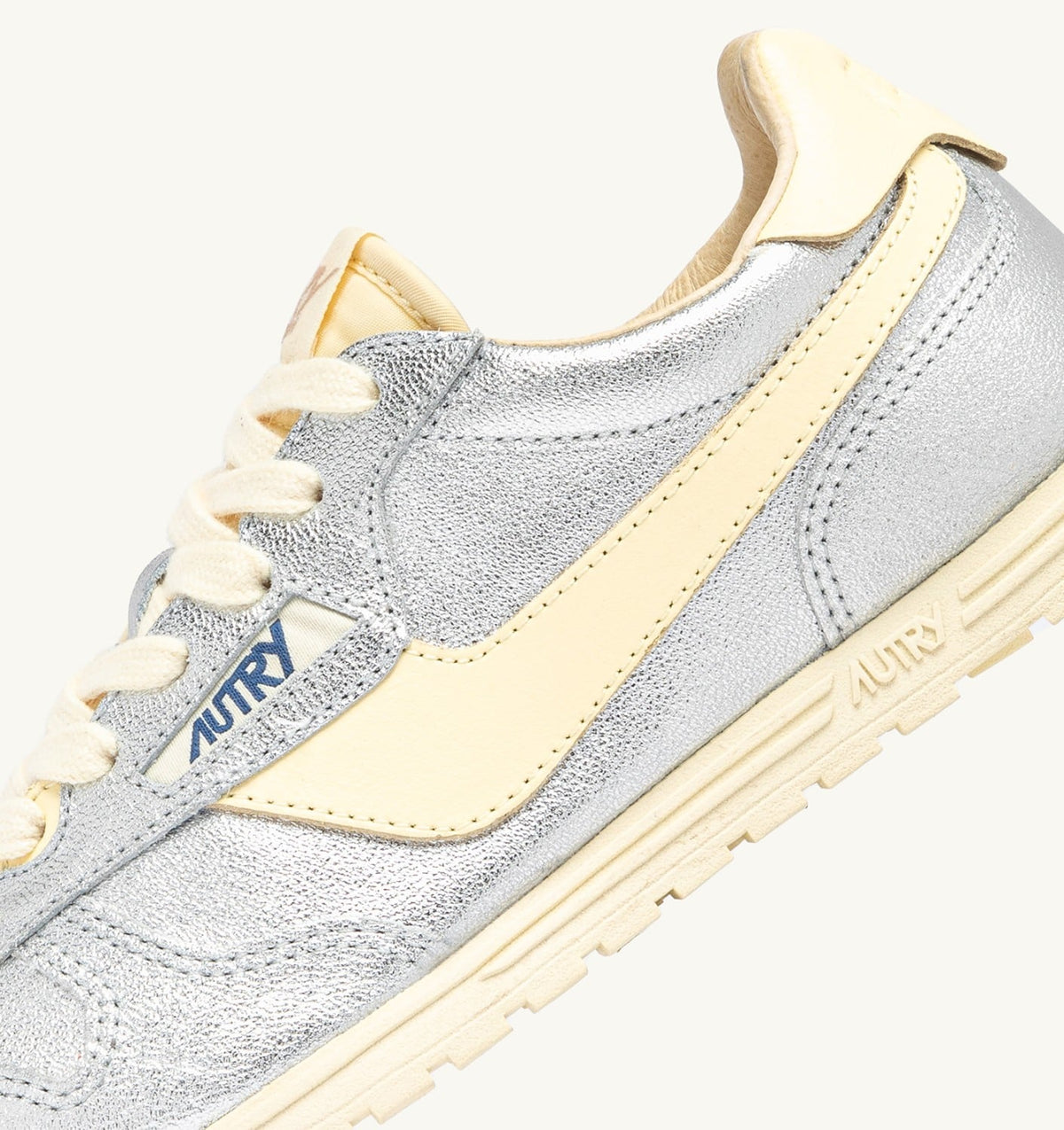 AUTRY WINDSPIN SNEAKERS IN SILVER AND RUTABAGA SUEDE AND LEATHER