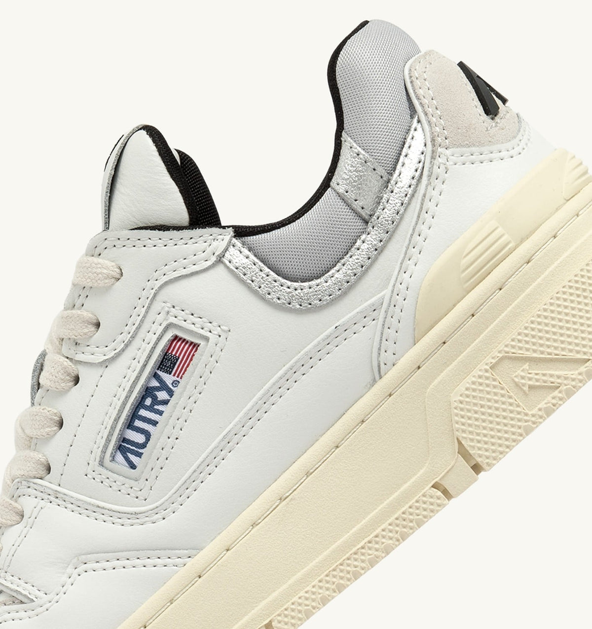 AUTRY CLC LOW SNEAKERS IN WHITE LEATHER AND SILVER SUEDE