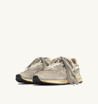 AUTRY REELWIND SUPER VINTAGE SNEAKERS IN WOODSMOKE AND WHITE SUEDE AND NYLON