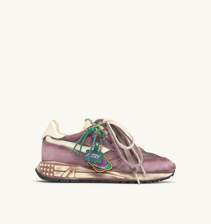 AUTRY REELWIND SUPER VINTAGE SNEAKERS IN WINDSOR WINE AND WHITE SUEDE AND NYLON