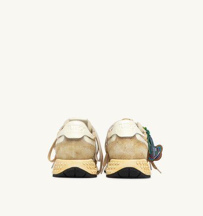 AUTRY REELWIND SUPER VINTAGE SNEAKERS IN YOLK YELLOW AND WHITE SUEDE AND NYLON
