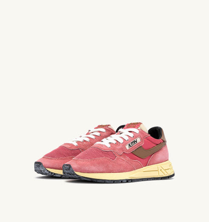 AUTRY REELWIND LOW SNEAKERS IN STRAWBERRY SUGAR AND COCONUT NYLON AND SUEDE
