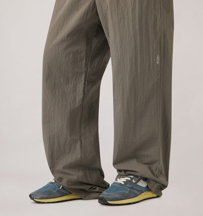 AUTRY REELWIND LOW SNEAKERS IN WHITE AND SKY SUGAR NYLON AND SUEDE