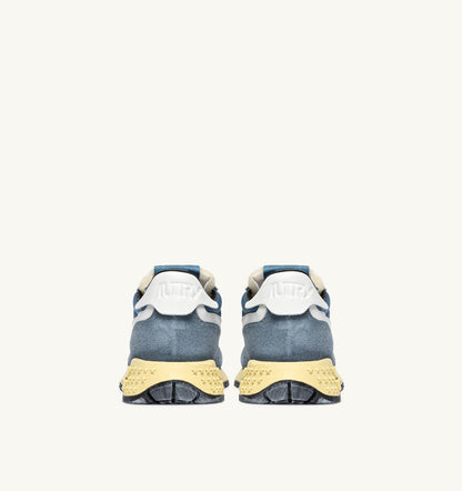AUTRY REELWIND LOW SNEAKERS IN WHITE AND SKY SUGAR NYLON AND SUEDE