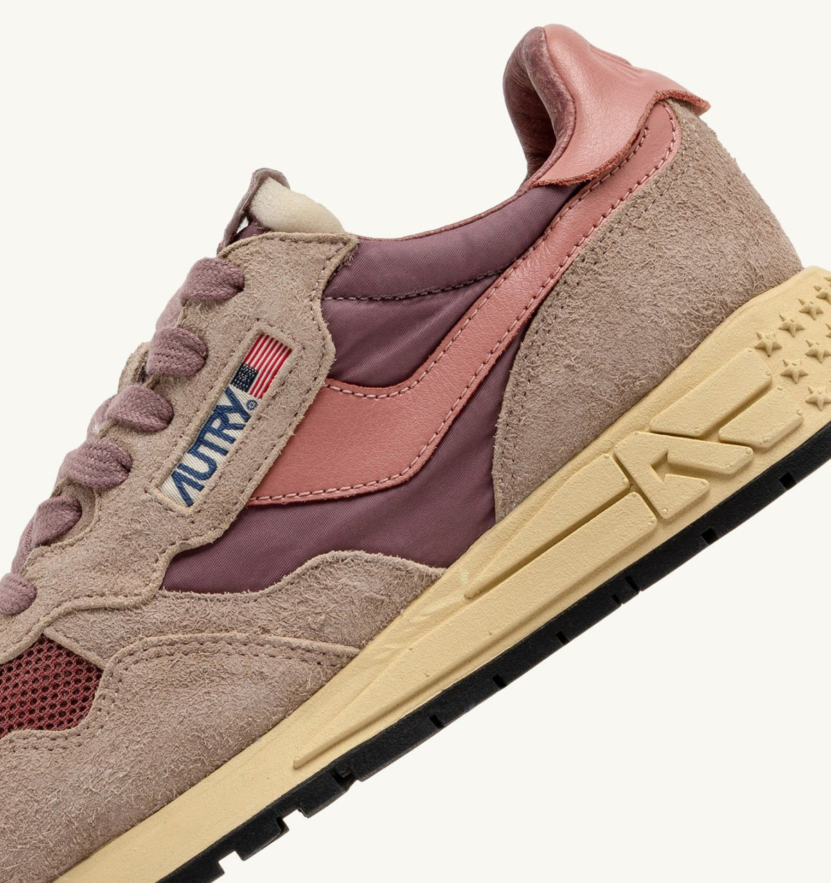AUTRY REELWIND LOW SNEAKERS IN NYLON SUEDE AND LEATHER COLOR ROSE AND DESERT SAND