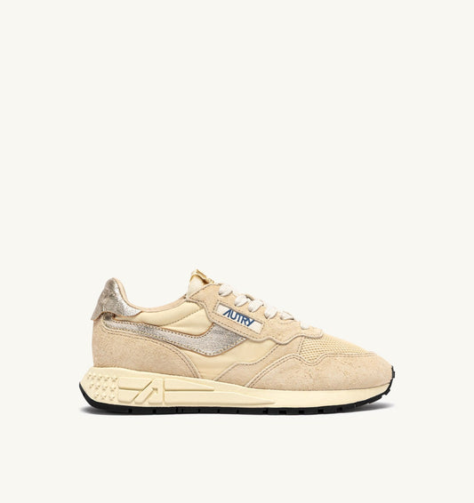 AUTRY REELWIND LOW SNEAKERS IN ECRU AND PLATINUM NYLON AND SUEDE