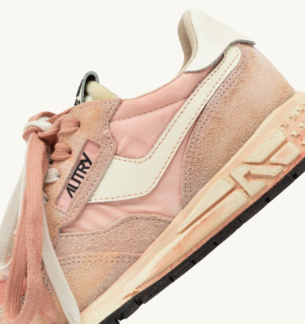AUTRY REELWIND SUPER VINTAGE SNEAKERS IN WHITE AND PINK SUEDE AND NYLON