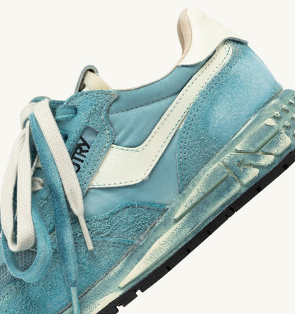 AUTRY REELWIND SUPER VINTAGE SNEAKERS IN WHITE AND SPACE SUEDE AND NYLON