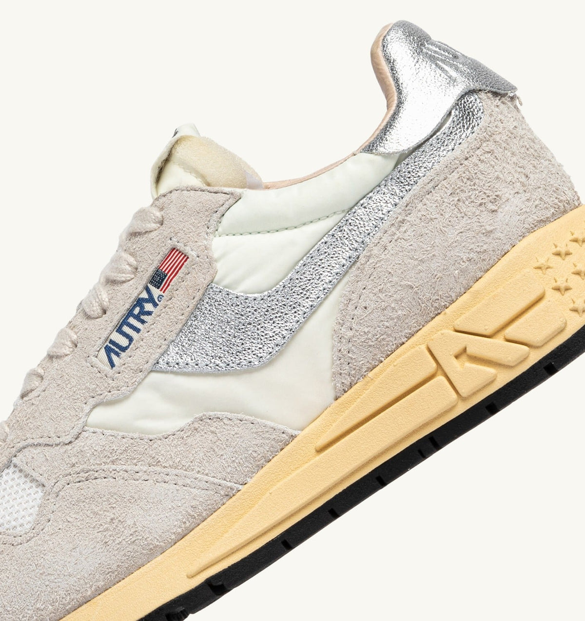AUTRY REELWIND SNEAKERS IN WHITE AND SILVER NYLON AND SUEDE