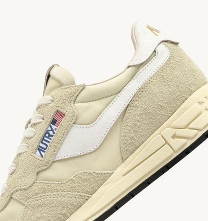 AUTRY REELWIND LOW SNEAKERS IN HAY NYLON AND SUEDE
