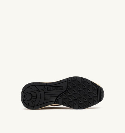 AUTRY REELWIND LOW SNEAKERS IN WHITE AND POWDER PINK NYLON AND SUEDE