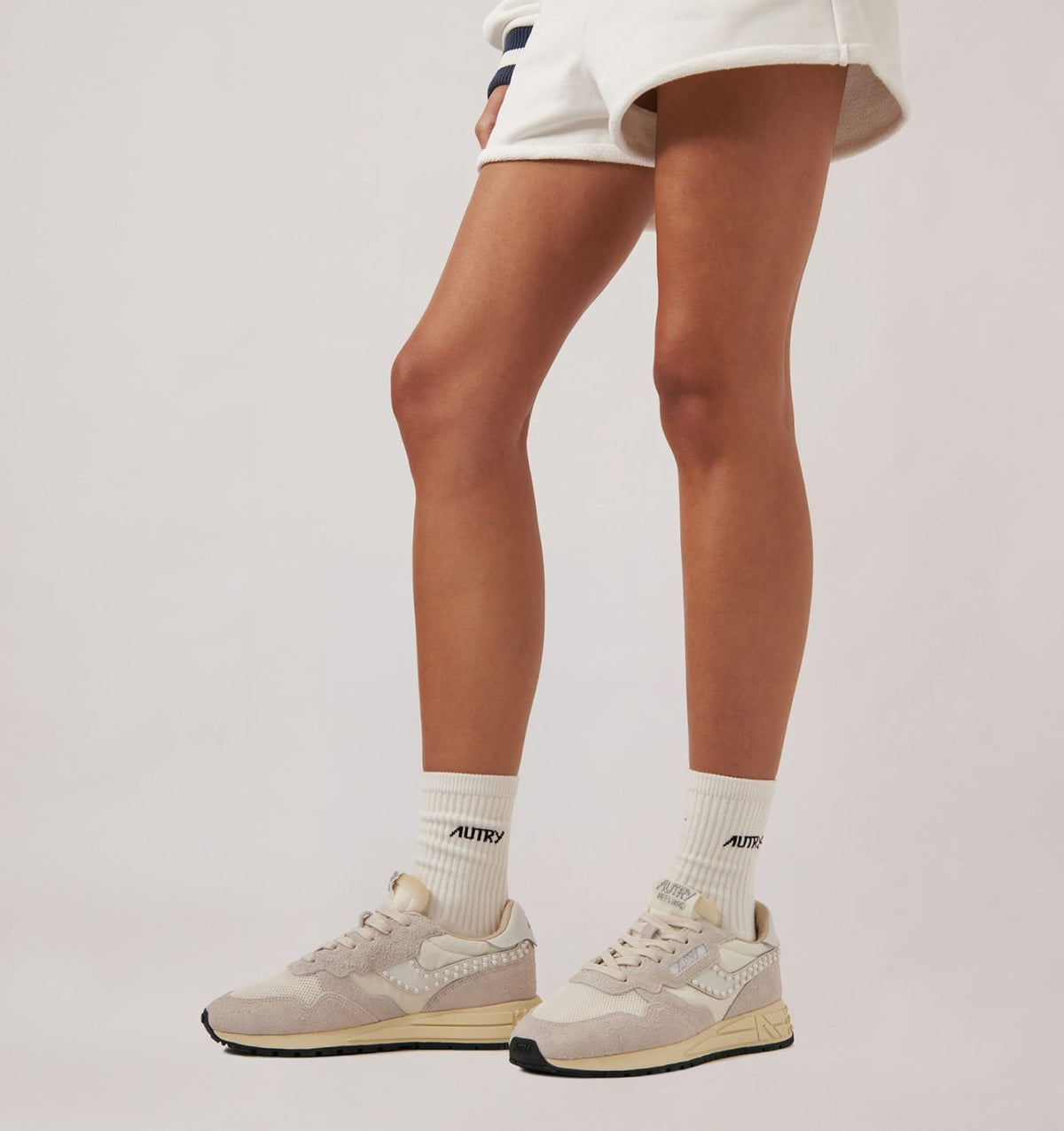 AUTRY REELWIND LOW SNEAKERS IN WHITE NYLON AND SUEDE