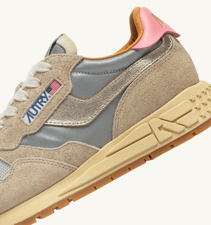 AUTRY REELWIND LOW SNEAKERS IN REFLECTIVE NYLON AND SUEDE COLOR SILVER PLATINUM