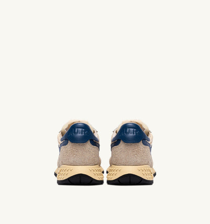 AUTRY REELWIND LOW SNEAKERS IN NYLON SUEDE AND LEATHER COLOR ECRU AND ENSIGN BLUE