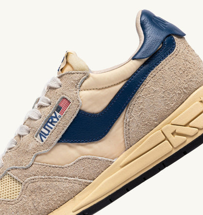 AUTRY REELWIND LOW SNEAKERS IN NYLON SUEDE AND LEATHER COLOR ECRU AND ENSIGN BLUE