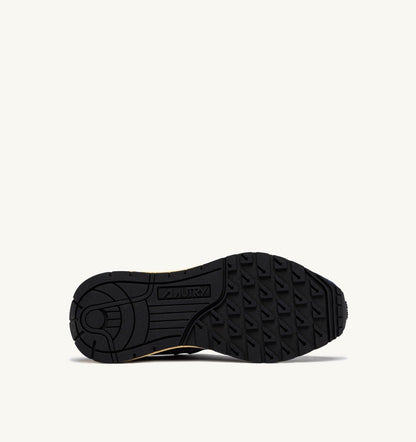AUTRY REELWIND LOW SNEAKERS IN NAVY AND DEWBERRY NYLON AND SUEDE
