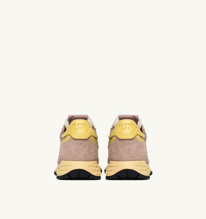 AUTRY REELWIND LOW SNEAKERS IN ROSE CANNEL AND RAFFIA NYLON AND SUEDE