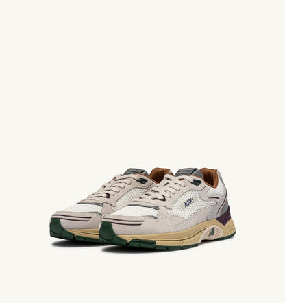 AUTRY HYPERWAY SNEAKERS IN FIG AND WHITE MESH AND SUEDE