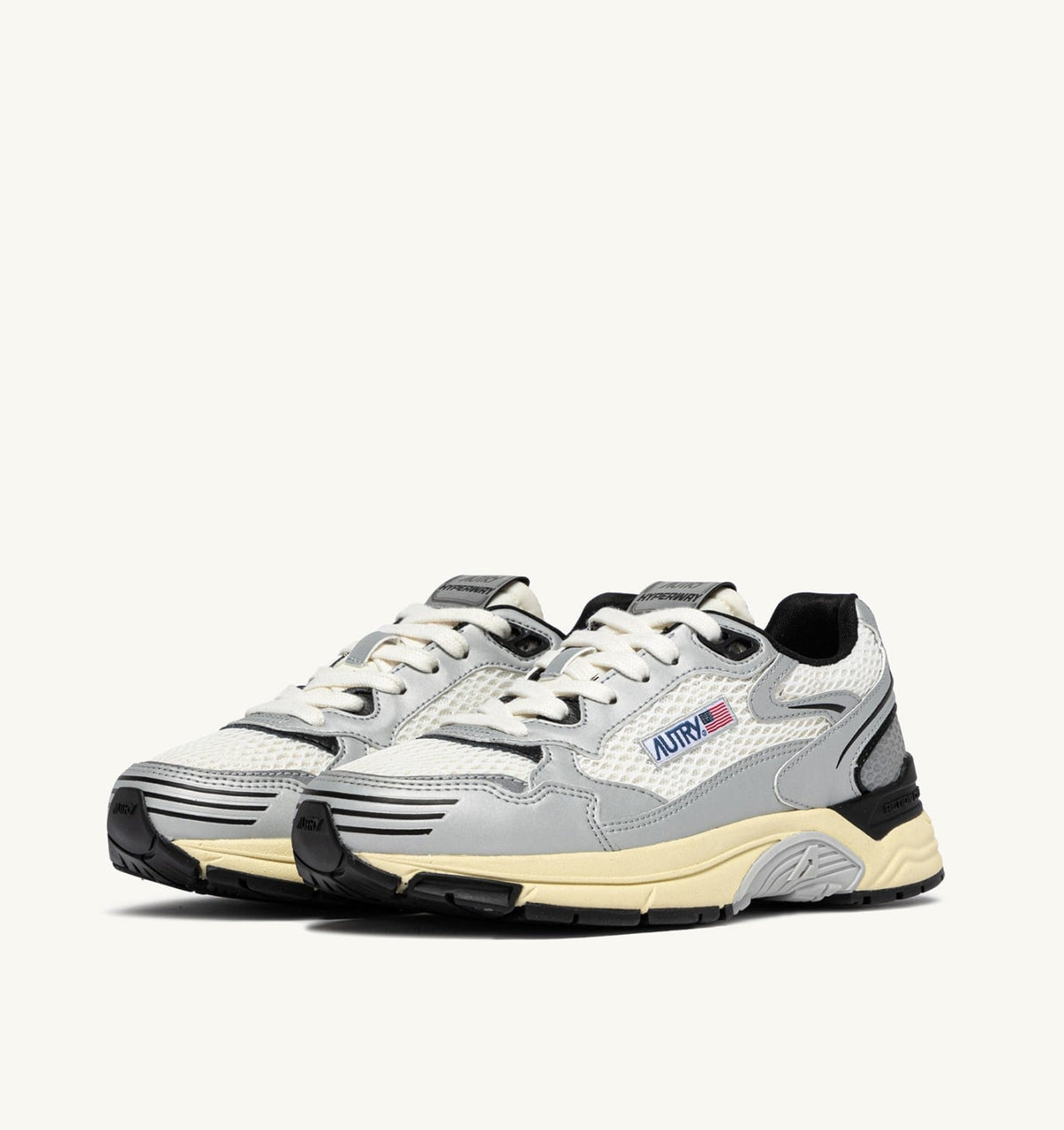 AUTRY HYPERWAY SNEAKERS IN WHITE SILVER AND BLACK SYNTHETIC LEATHER AND MESH
