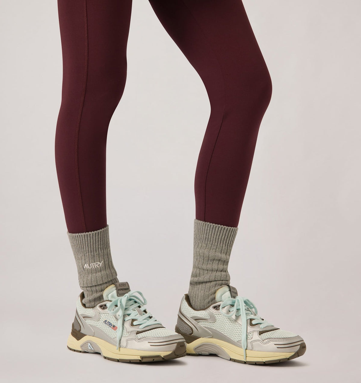 AUTRY HYPERWAY SNEAKERS IN SILVER, SPA BLUE AND CHOCOLATE CHIP SYNTHETIC LEATHER AND MESH