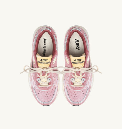 AUTRY HYPERWAY SUPER VINTAGE SNEAKERS IN BABOL AND SILVER SUEDE