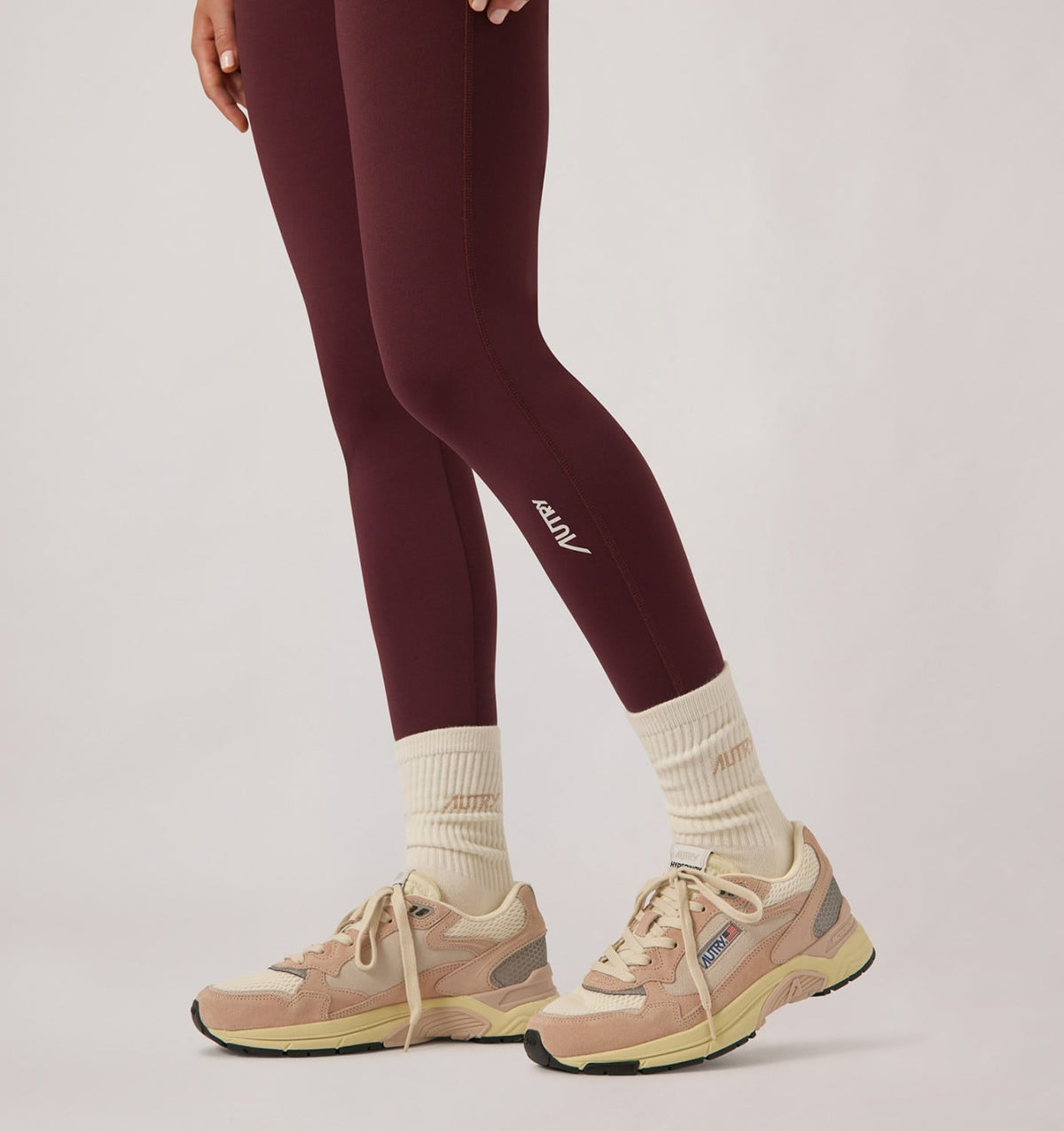 AUTRY HYPERWAY SNEAKERS IN SILK AND WHITE SUEDE AND MESH