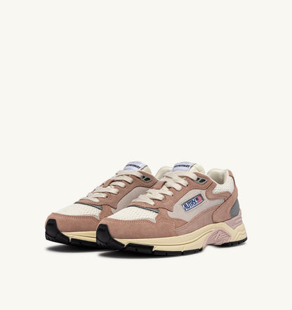 AUTRY HYPERWAY SNEAKERS IN SILK AND WHITE SUEDE AND MESH