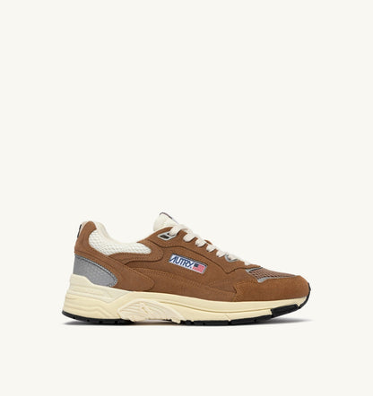 AUTRY HYPERWAY SNEAKERS IN CIGAR AND SILVER MESH AND SUEDE