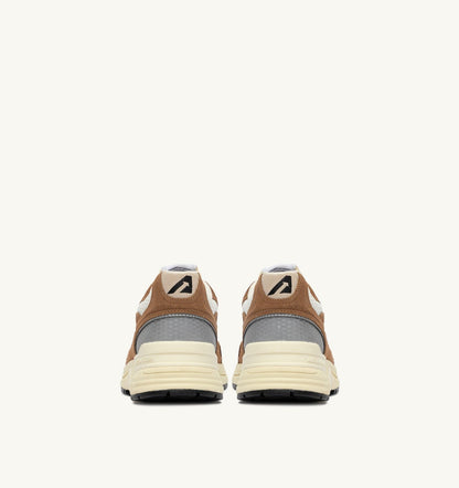 AUTRY HYPERWAY SNEAKERS IN CIGAR AND SILVER MESH AND SUEDE