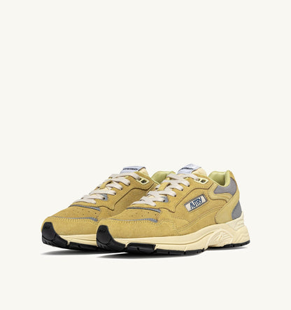 AUTRY HYPERWAY SNEAKERS IN SOUTHERN MOSS AND SILVER MESH AND SUEDE
