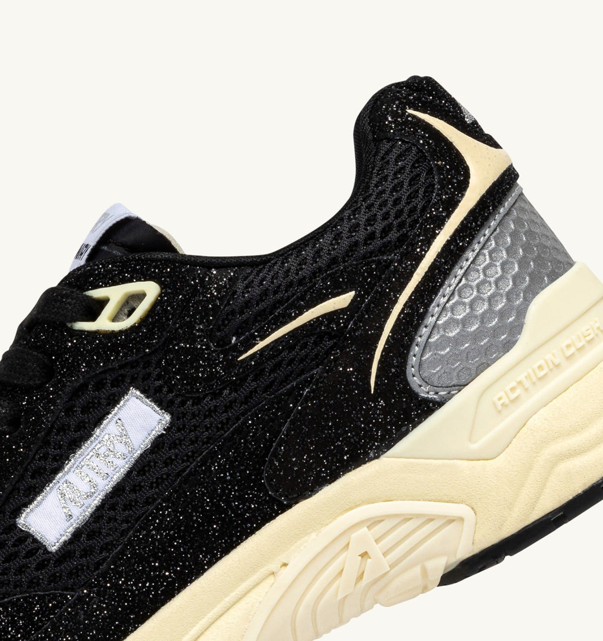 AUTRY HYPERWAY SNEAKERS IN GLITTER BLACK MESH AND LEATHER