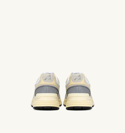 AUTRY HYPERWAY SNEAKERS IN WHITE MESH AND GLITTER GRAY LEATHER