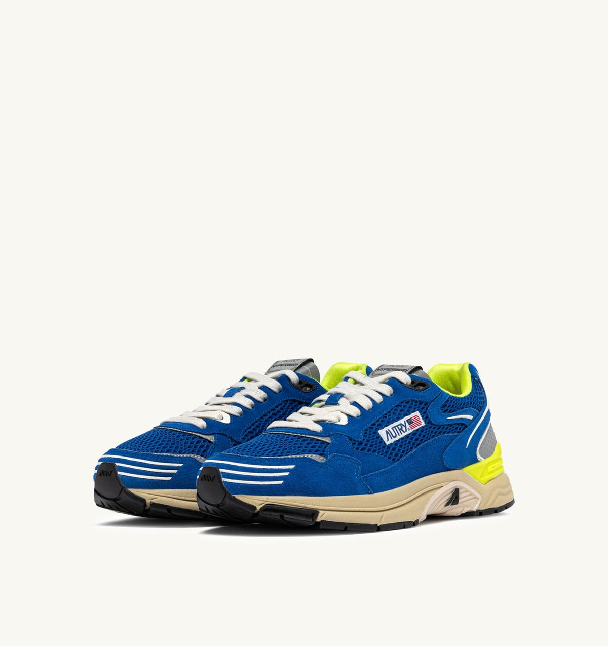 AUTRY HYPERWAY SNEAKERS IN PRINCESS BLUE AND VANILLA ICE MESH AND SUEDE