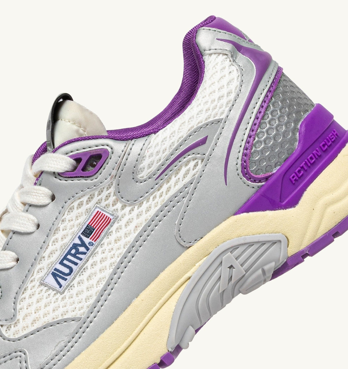 AUTRY HYPERWAY SNEAKERS IN WHITE SILVER AND DEWBERRY SYNTHETIC LEATHER AND MESH