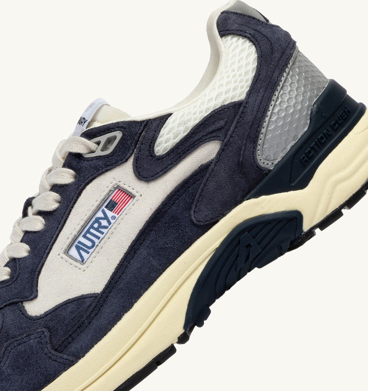 AUTRY HYPERWAY SNEAKERS IN SPACE BLUE COLOR AND SILVER-TONE SUEDE AND MESH