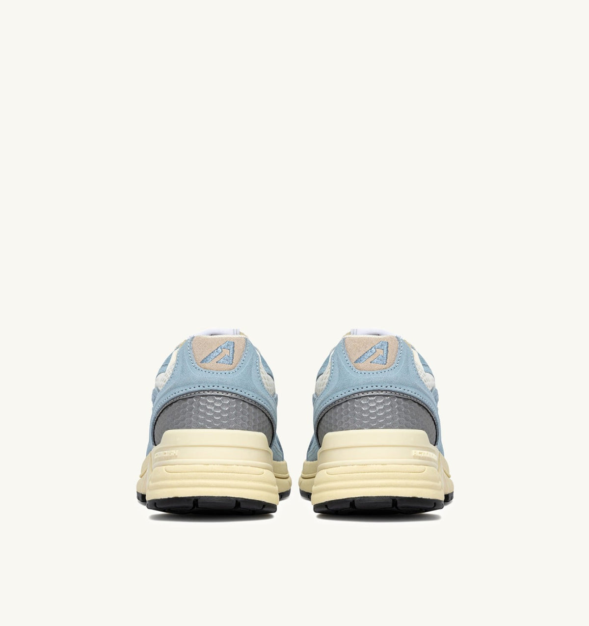 AUTRY HYPERWAY SNEAKERS IN PORTOFINO AND MARSHMALLOW MESH AND SUEDE