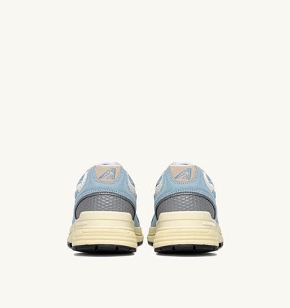AUTRY HYPERWAY SNEAKERS IN PORTOFINO AND MARSHMALLOW MESH AND SUEDE