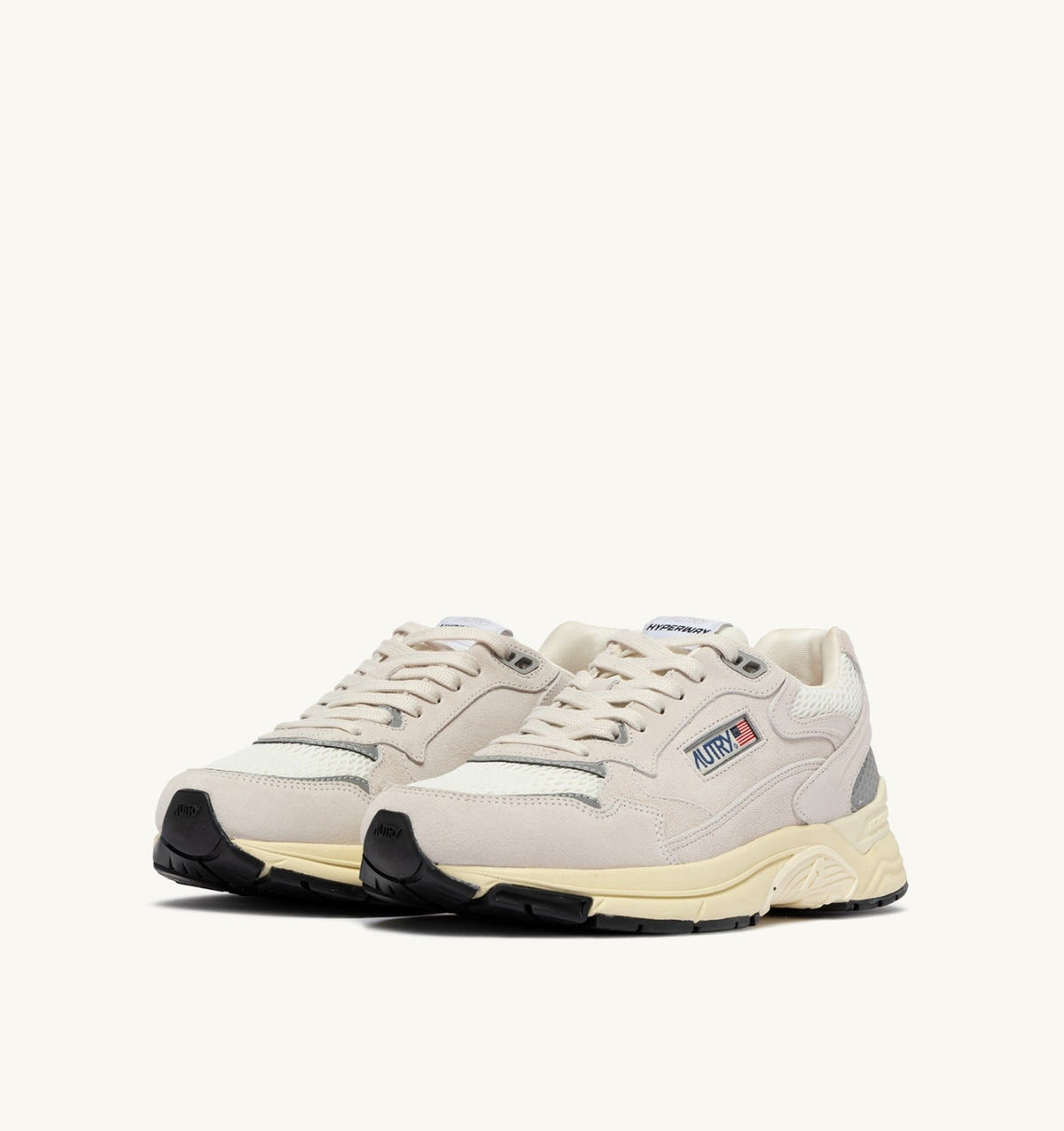 AUTRY HYPERWAY SNEAKERS IN WHITE AND SILVER MESH AND SUEDE