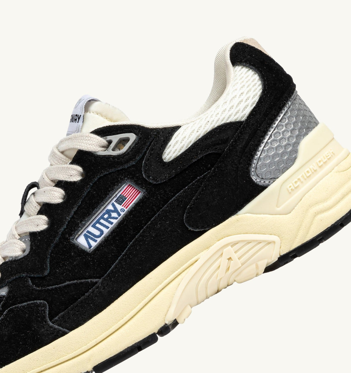 AUTRY HYPERWAY SNEAKERS IN BLACK AND SILVER-TONE SUEDE AND MESH