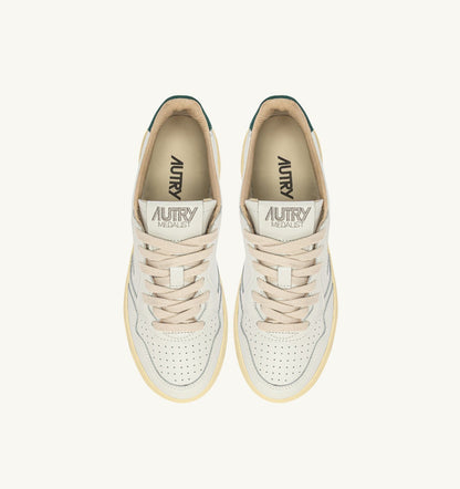 AUTRY MEDALIST LOW SNEAKERS IN WHITE LEATHER AND DARK SEA SUEDE