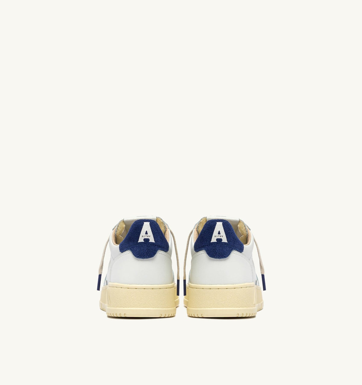 AUTRY MEDALIST LOW SNEAKERS IN WHITE LEATHER AND BLUE DEPTHS SUEDE