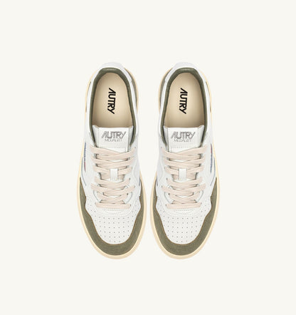 AUTRY MEDALIST LOW SNEAKERS IN WHITE LEATHER AND SMOKED GREEN SUEDE