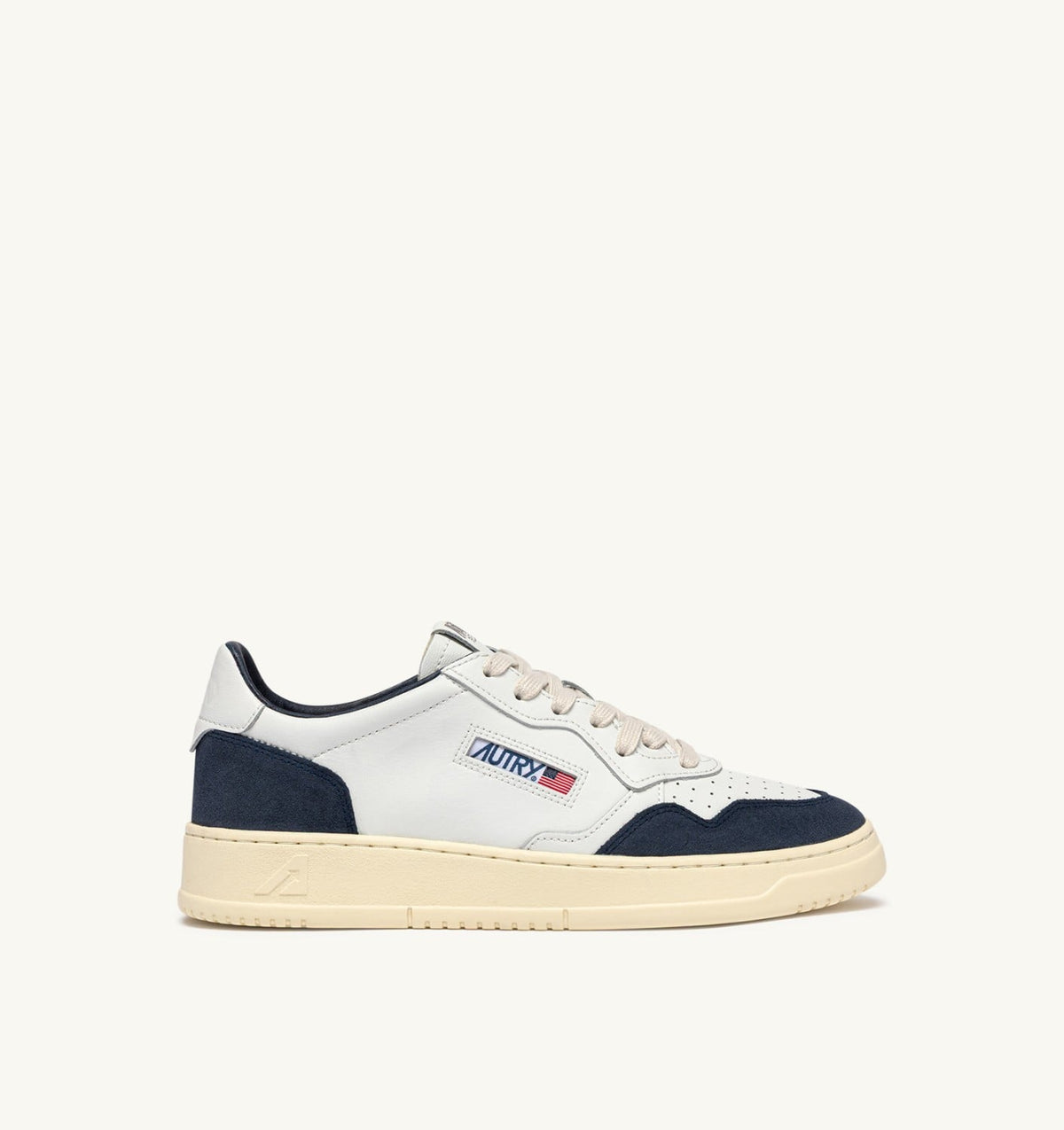 AUTRY MEDALIST LOW SNEAKERS IN WHITE LEATHER AND DENIM SUEDE