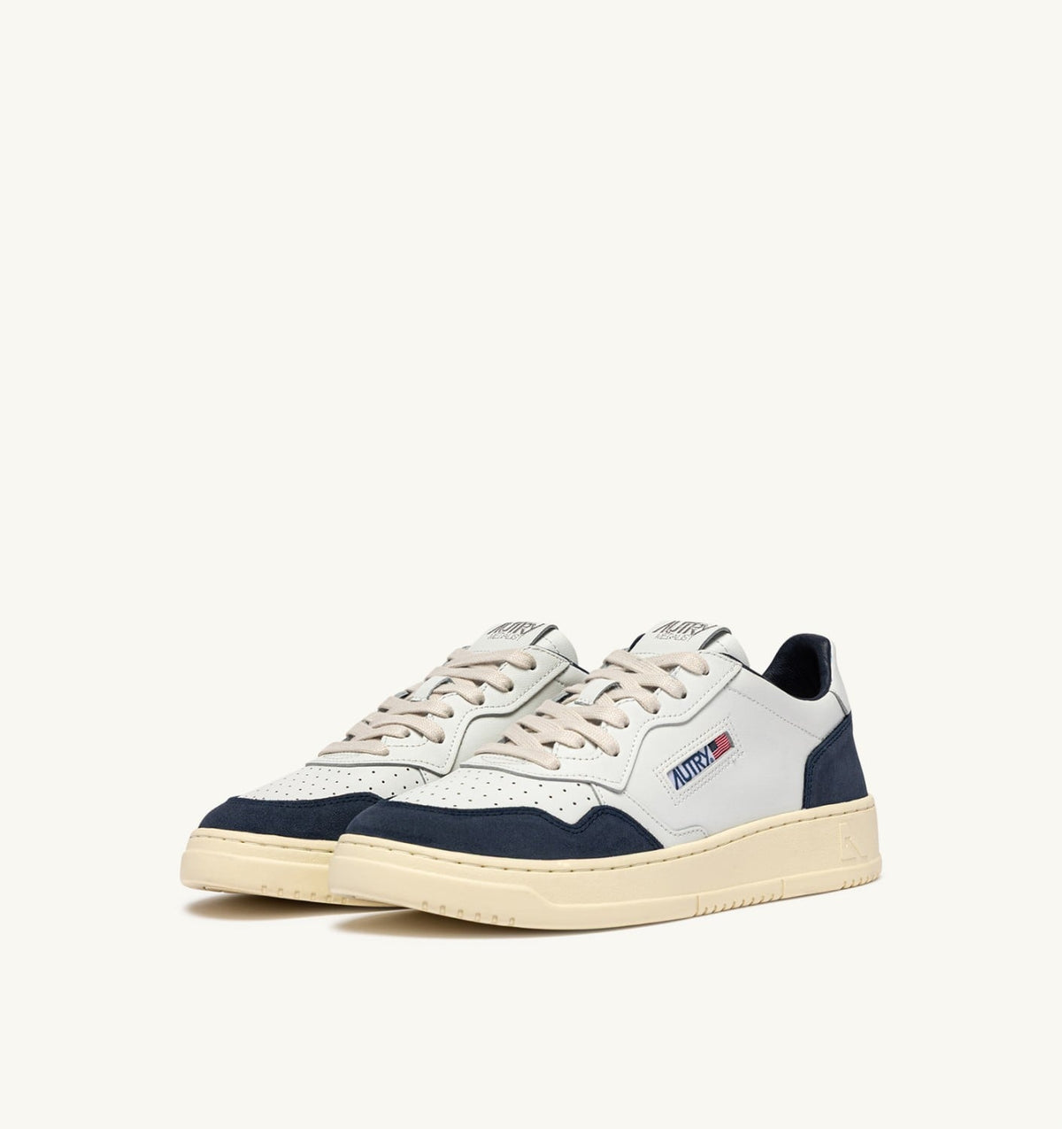 AUTRY MEDALIST LOW SNEAKERS IN WHITE LEATHER AND DENIM SUEDE