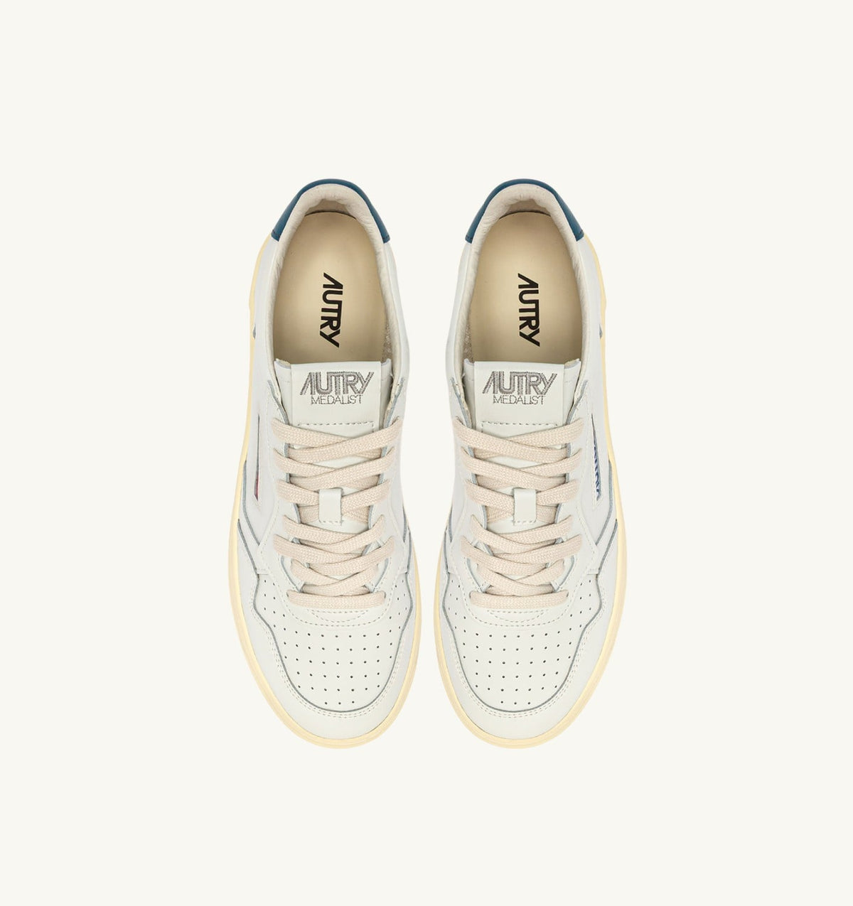 AUTRY MEDALIST LOW SNEAKERS IN WHITE AND MALLARD BLUE LEATHER