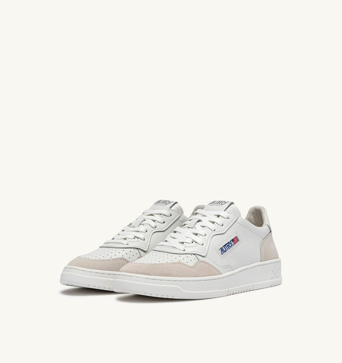 AUTRY MEDALIST LOW SNEAKERS IN WHITE LEATHER AND SUEDE