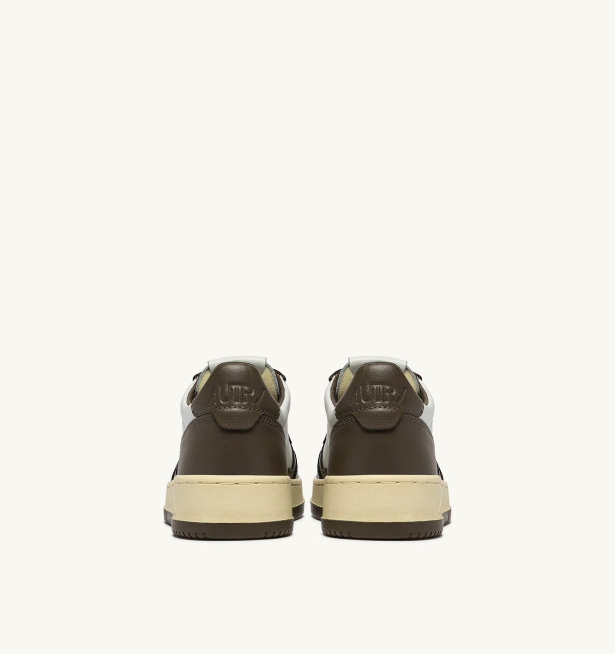 AUTRY MEDALIST LOW BICOLOR SNEAKERS IN WHITE AND CHOCOLATE LEATHER