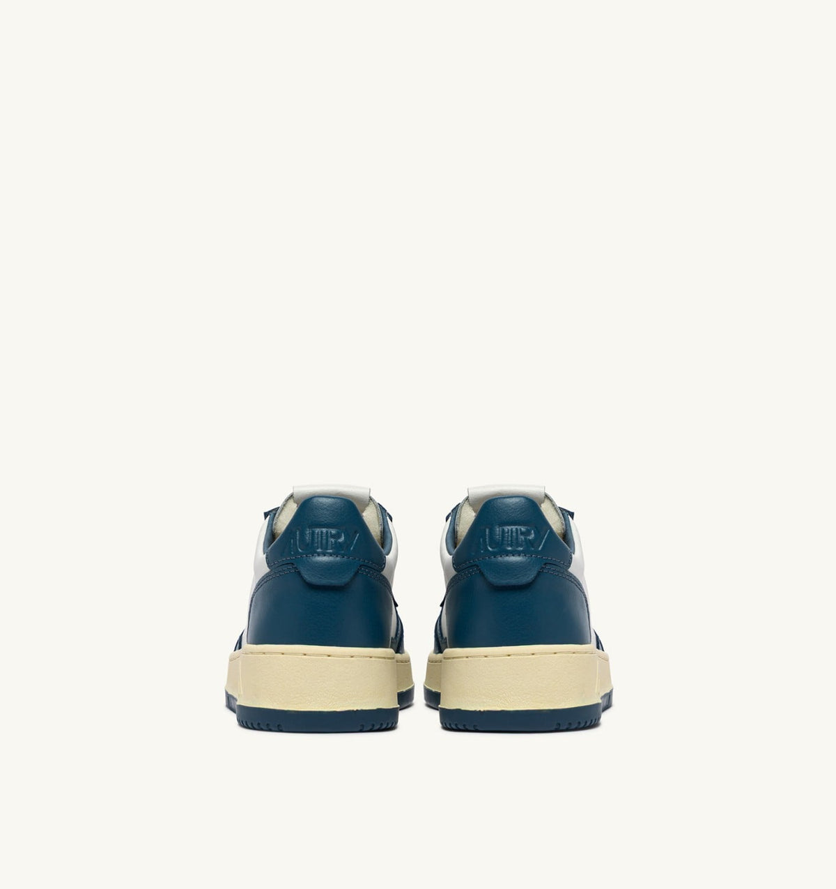 AUTRY MEDALIST LOW BICOLOR SNEAKERS IN WHITE AND MALLARD BLUE LEATHER
